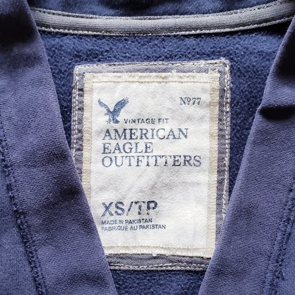 🔴 3/$40 - American Eagle Cardigan - Navy - Picture 4 of 6